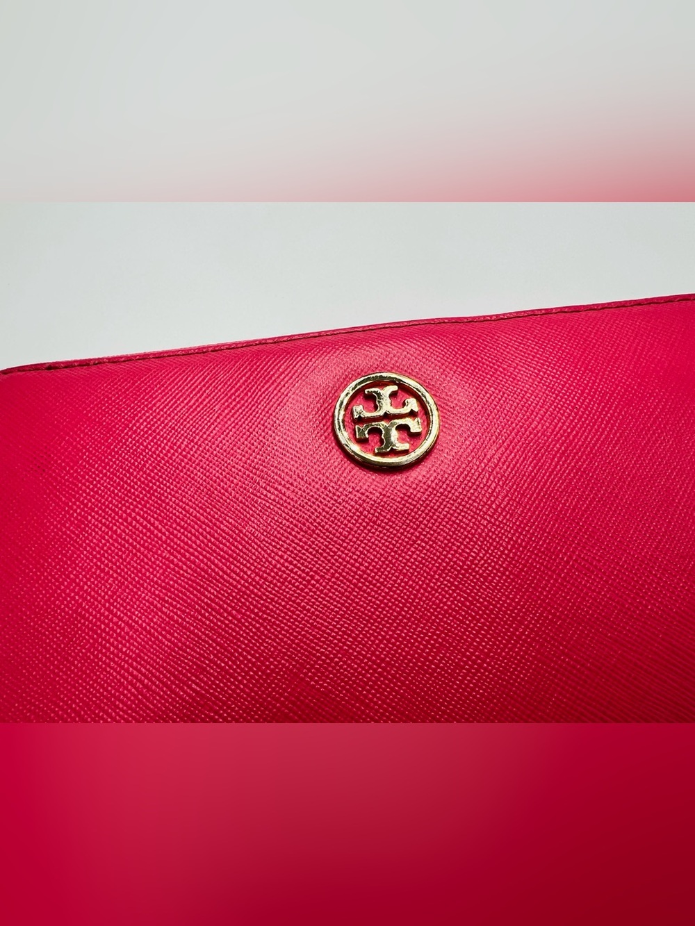 Tory Burch Robinson Zip Continental Wallet - Picture 3 of 9